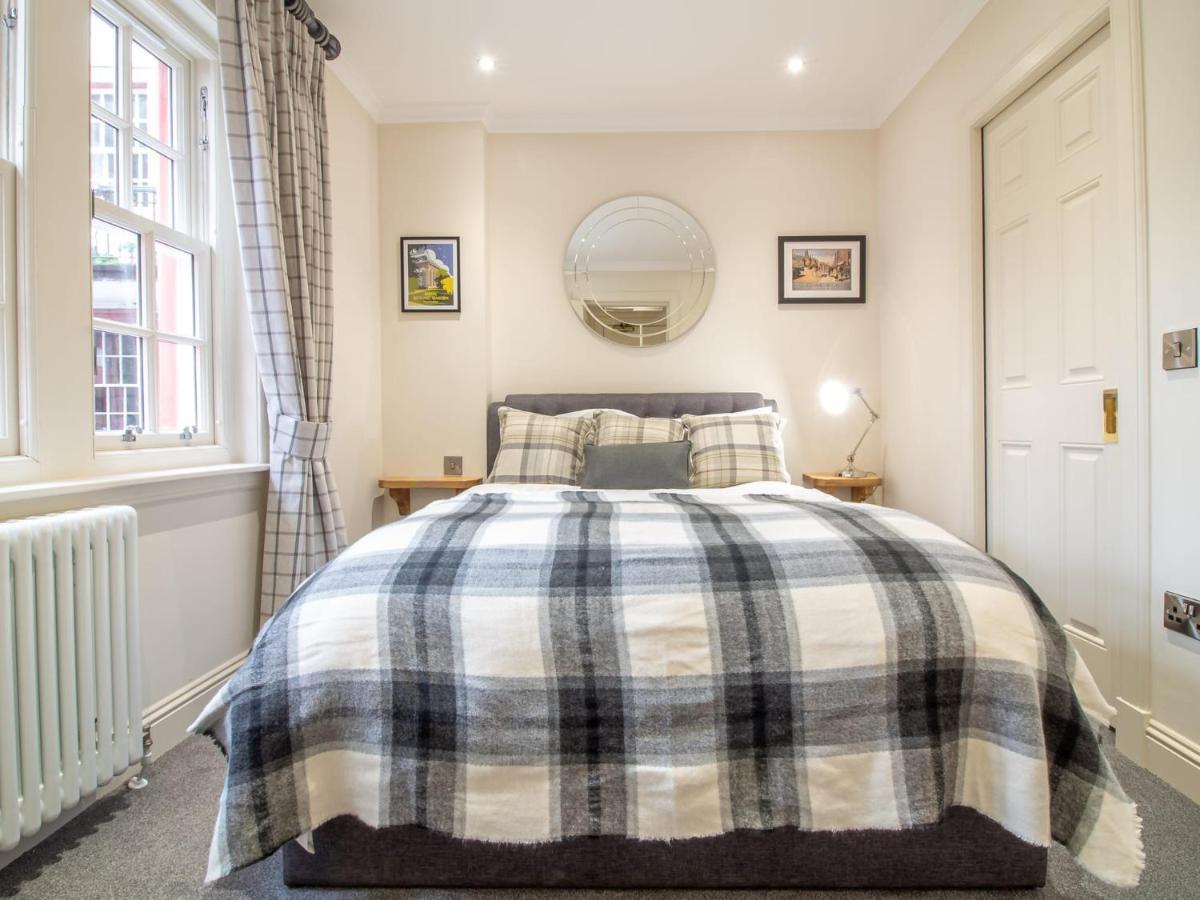 Luxury Royal Mile Apartment By The Castle - Sleeps 4 Édimbourg Extérieur photo