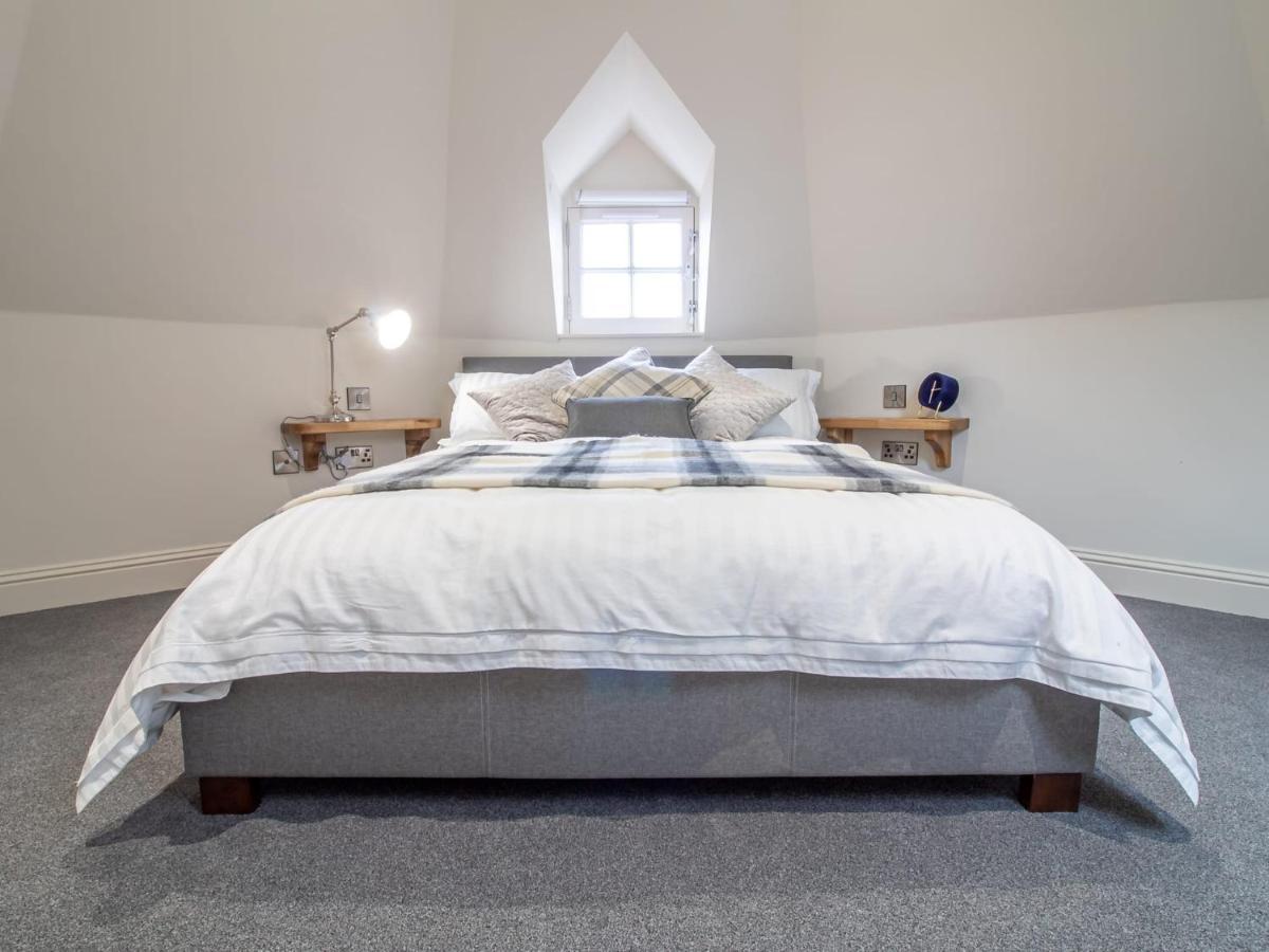 Luxury Royal Mile Apartment By The Castle - Sleeps 4 Édimbourg Extérieur photo